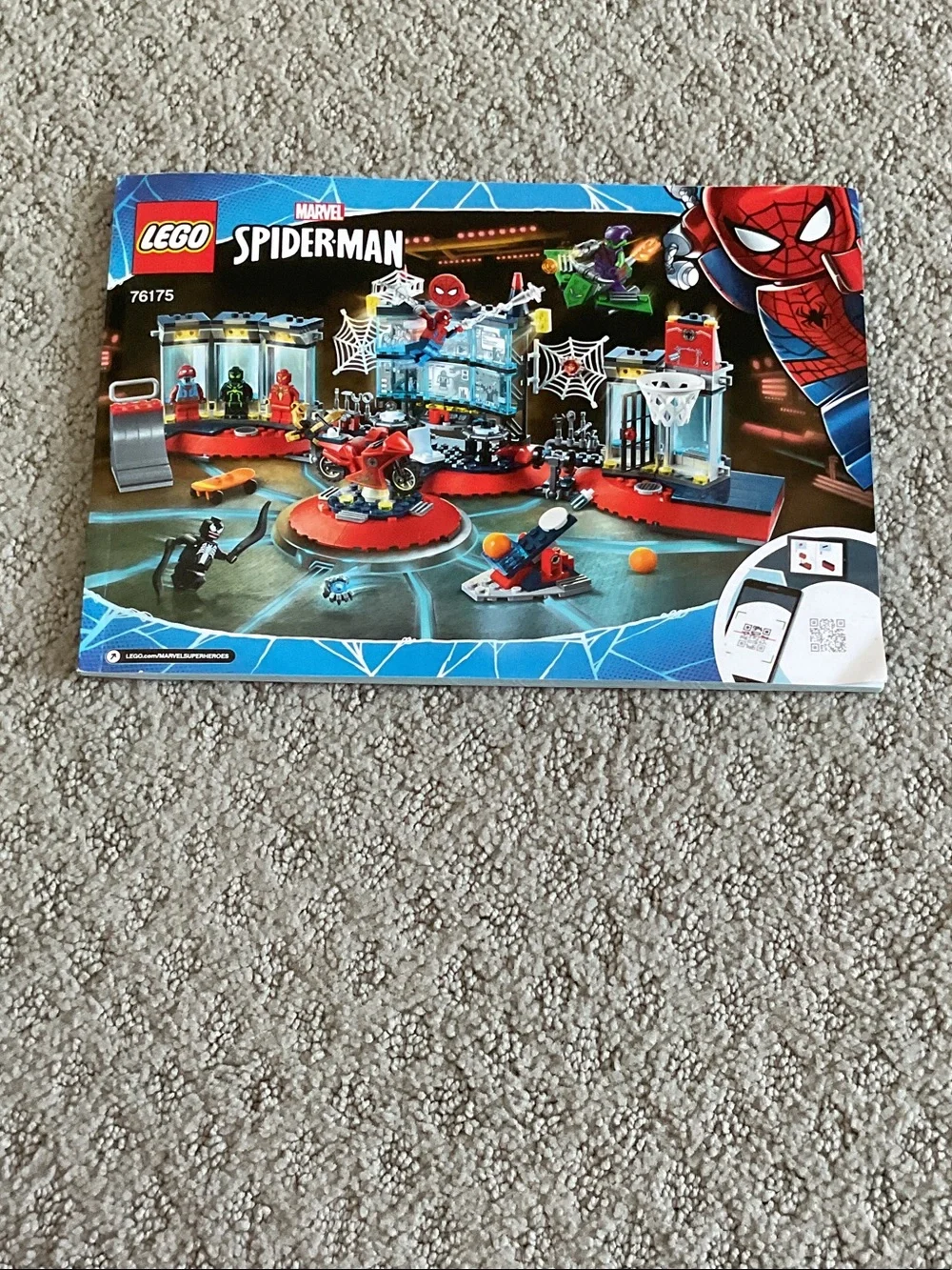 LEGO Spider-Man Red and Black Superhero Playset - Official LEGO